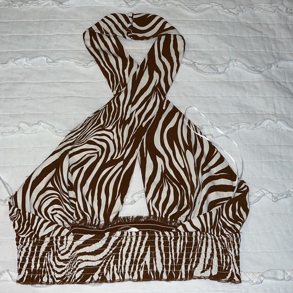 Halter top - Picture 2 of 3